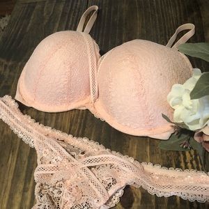 Victoria secret bra and Thong